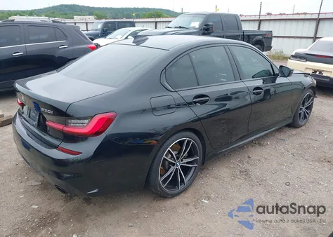 2021 BMW 330I z USA, uszkodzony, nr VIN 3MW5R1J0XM8C09190